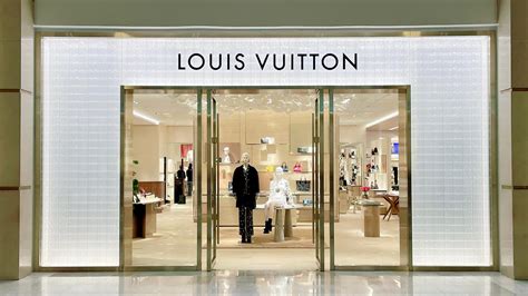 louis vuitton kuwait website|louis vuitton kuwait price.